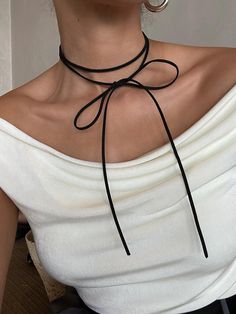 Cord Wrap Necklace Choker Outfit, Suede Cord Necklace, Necklace Outfit, Cord Wrap, Wrap Necklace, Wrap Necklaces, Black Rope, Suede Cord, Black Choker