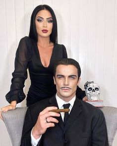 Mortisha And Gomez Costume, Morticia And Wednesday Costumes, Mortisha And Gomez Halloween Costume, Mortician Adams Costume, Morticia And Gomez Addams Costume Couples, Mortician And Gomez Costume, Adam’s Family Morticia, Gomez Addams Makeup, Adam’s Family Couple Costume Diy