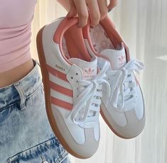 Pink Adidas Shoes, Wardrobe Change, Pretty Sneakers, Dr Shoes, Trendy Shoes Sneakers, Preppy Shoes, Pretty Shoes Sneakers, Womens Footwear, Adidas Samba Og