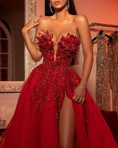 F00217150-113 Long Elegant Prom Dresses, Red Tulle Dress, Dress Party Night, Elegant Prom Dresses, Tulle Ball Gown, Split Dress, Quince Dresses, Party Gowns, Prom Gown