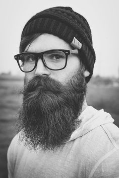 BEARDREVERED on tumblr : Photo Barba Hipster, Badass Beard, Curly Beard, Natural Beard, Beard Envy, Beard Straightening, Hipster Beard, Beard Growth Oil, Epic Beard