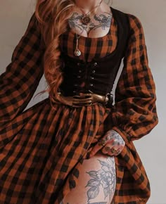 Witchy Skirt Outfit, Warm Dress Outfits, Autumn Witch Aesthetic, Sunny Outfits, Halloween Fashion Outfits, Gender Confusion, Ren Faire Outfits, Causual Outfits, Eclectic Fashion