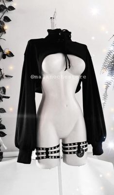 Gothic Fashion Female, Goth Outfit Women, Sleep Token Concert Outfit, Cute Goth Clothes, Gothic Clothing Aesthetic, Goth Femboy Outfits, Pink Goth Outfits, Girly Goth Outfits, Cute Goth Outfits