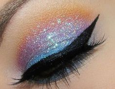 Iridescent glitter over purple Eyeshadows Ideas, Nails Unicorn, Unicorn Makeup, Smink Inspiration, Beauty Make-up, Makijaż Smokey Eye, Super Nails, Ideas Nails, Make Up Looks