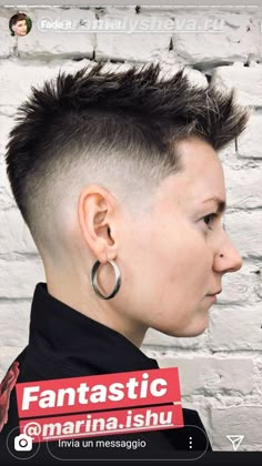 Fohawk Haircut Fade, Faux Hawk Haircut, Hawk Haircut, Fohawk Haircut, Fade Haircut Women, Haircut Design, Hair Styles Ideas, High Fade Haircut