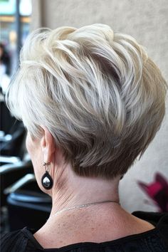 Layered Long Pixie Cut Hairstyle for Women Over 60. Carolyn Hennesy Hairstyles, Long Layer Short Haircut, Haircuts For Over 60 Layered Bobs, Short Hair Longer On Top, Long On Top Pixie, Long Pixie Hairstyles For Fine Hair, Short Shoulder Length Hair With Layers, Long Layered Pixie Haircut, Layered Long Pixie