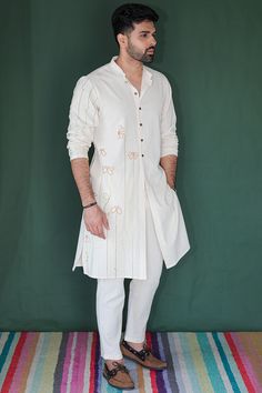 Traditional Indian Mens Clothing, Kurta Designs Men's, Indian Wedding Suits Men, Latest Kurta Designs, Man Dress Design, Indian Wedding Clothes For Men, Boys Kurta Design, Mental Fortitude, Wedding Kurta For Men