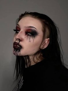 Demon Makeup, Goth Gifts, How To Impress, Vampire Makeup, Witch Makeup, Graphic Makeup