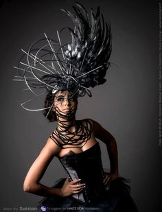 Valkyrie Costume, Cabaret Burlesque, Drag Queen Outfits, Avant Garde Hair, Derby Outfits, Hair Shows, Floral Headpiece, Drag Queens, Shooting Photo