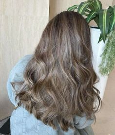 Ash brown hair, light brown hair Ash Brown Hair Light, Brown Hair Light, Ash Brown Hair Balayage, Light Ash Brown Hair, Hair Light Brown, Mushroom Hair, Ash Brown Hair, Brown Hair Looks, Brown Hair Inspo