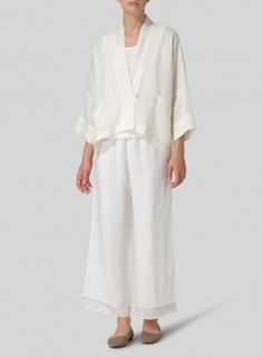 Linen Oversized Kimono Jacket Elegant Oversized Blazer With Pockets, Elegant Linen Outerwear For Daywear, Elegant Summer Blazer In Relaxed Fit, Elegant Oversized Blazer, Elegant Oversized Linen Outerwear, Elegant White Linen Outerwear, Elegant Relaxed Fit Outerwear For Spring, Elegant White Oversized Blazer, Elegant White Oversized Cardigan