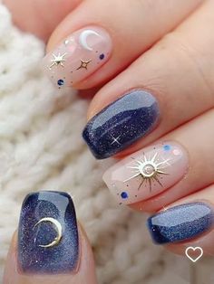 Winter Nails Stars, North Star Nail Design, Acrylic Nail Designs Stars And Moon, Navy Blue Nails With Gold Stars, Christmas Star Nails, Dark Blue Nails With Moon And Stars, Nails Beachy, Nails Stars, Beachy Summer