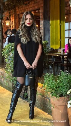 Classy Going Out Outfits, Hannah Murray, Outfit Botas, Job Clothes, Ny Outfits, Cold Fashion, Trendy Outfit Ideas, Looks Country, Sweater Dress Outfit