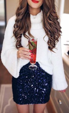 Cute Christmas Outfit Ideas, Outfits For Going Out, Cute Christmas Outfit, Blue Sequin Skirt, Affordable Winter Outfits, Black Sequin Crop Top, Christmas Outfit Ideas, Holiday Outfits Christmas