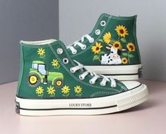 🪡Experience the art of hand embroidery on Converse embroidered shoes, a testament to meticulous craftsmanship."      Custom embroidered converse/ Sunflowers embroidered shoes/Converse chuck taylor 1970s embroidered/ Sunflower garden embroidered upon request  💸 Price includes Converse Shoes and floral embroidery as shown 🌸 You can send me your Converse/Vans shoes or I can buy them for you. We stock all the Converse and Vans shoes you want, if you want other Converse/Vans shoes in the store, pl Embroidery On Converse, Converse Sunflower, Embroidered Shoes Converse, Modern Minecraft, Embroidery Sketch, Chuck Taylor Shoes, Embroidered Converse, Sunflower Garden, Shoes Converse