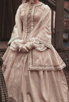 Medieval Dresses, Cold Mountain, Period Clothing, 19th Century Fashion, Period Outfit, Costume Drama, Victorian Clothing, Period Costumes, Movie Costumes