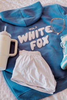 This is my dream fit Lululemon Shorts Outfit, White Fox Hoodie, Cute School Fits, Fox Hoodie, Nyc Fits, Lululemon Outfits, Cute Pajama Sets, Vanilla Girl