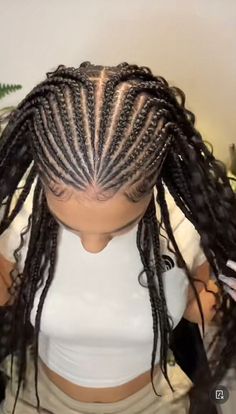 Feed In Braids Cornrows With Curly Ends, Diagonal Fulani Braids, French Braids With Knotless In The Back, Fulani Braids Light Skin, Medium Size Cornrows, Half Scalp Braids Half Box Braids, Fulani Braids Hairstyles Designs With Curls, Afro Pletenice, Fulani Boho Braids