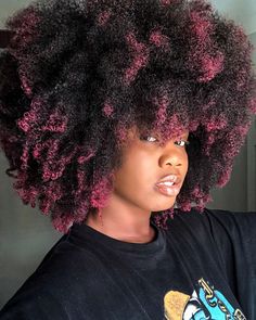 Hair Ideas For Natural Hair, Afro Hair Dye, Dyed Hair Ideas, Gold Hair Dye, Green Hair Dye, Dyed Tips, Cute Natural Hairstyles