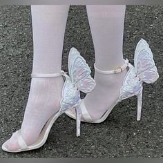 Sophia Webster Pink And Silver Butterfly Wing Bridal High Heeled Shoes, 4 Inch Heel. Sold Out On Website And Hard To Find! Super Cute, Gorgeous And Makes You Feel Like A Fairy Sw Shoes Run A Half Size Small So This Would Be A Around Us 5.5 Good Used Condition - Some Wear On The Satin Insoles, See Pictures. Bottoms Are Worn And The Shoe With “For Lifey” Is More Damaged With The Words Being Less Visible. You Won’t Be Able To Tell When Wearing It! The Ankle Straps Have A Little Bit Of Damage From B Pink Butterfly Shoes, Fairy Costume Shoes, Fairy Heels, Sophia Webster Chiara, Whimsical Shoes, Sophia Webster Shoes, Butterfly Shoes, Costume Shoes, Box Shoes