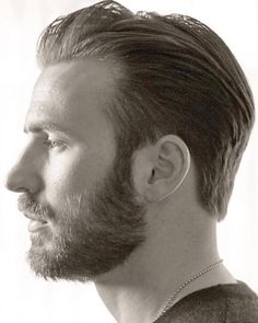 Man With A Beard, Christopher Evans, Robert Evans, Men Haircut Styles, Chris Evans Captain America, Corte De Cabelo Masculino, Side Profile, Steve Rogers