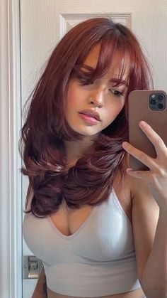 Cherry Hair Colors, Wine Red Hair, Ginger Hair Color, Hairstyles For Layered Hair, Hair Color Auburn, Burgundy Hair