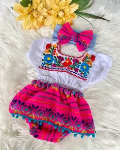 Mexican Photoshoot, Girl Mexican, Mexican Babies, Mexican Outfit, Baby Fits, Theme Dress, Mia 3, Girls Clothing Sets