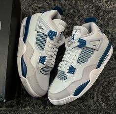 JORDAN 4 RETRO MILITARY BLUE . . @sneaker_store.co @Sneaker_store.co SNEAKER STORE CO WHAT+57 (302) 223-8152 - +57 (301) 220-1556 Jordans 4 Blue, Jordan 4 Retro Blue, Jordan 4s Blue, Jordan 4 Military Blue, Jordan 4 Blue, Shoes For Boys, Casual Shoes Women Sneakers, Jordan Retro 4