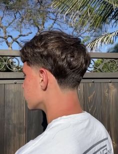 Top 50 Trendy & Cool Men's Fade Haircuts: Detailed Gallery | 50 Best Fade Haircuts for Men (Detailed Gallery) | Aesthetic Hairstyles For Men Mens Haircuts Thick Hair, Fade Haircut Curly Hair, Men Fade Haircut Short, Haircut Selfie, Photo Hijab, Drop Fade Haircut