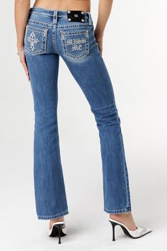 Turn heads with our Gothic Pocket Bootcut Jeans! Designed with an eye-catching gothic pocket detail, these jeans add an edgy twist to your wardrobe. Shop it on MissMe.com Bootcut Jeans For Women, Fall Wishlist, Western Wear Outfits, Dark Wash Bootcut Jeans, Silver Embroidery, Studded Denim, Denim Accessories, Cute Jeans, Cross Design