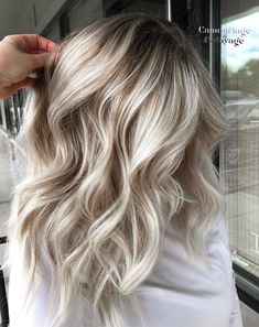 Cool Ash Blonde Highlights, Cool Ash Blonde, Framing Highlights, Ash Blonde Highlights, Hot Hair Colors, Balayage Hair Dark, Awesome Hair, Blonde Hair Looks, Shades Of Blonde