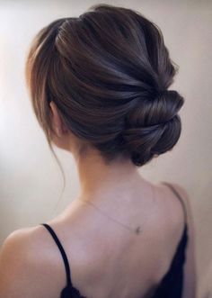 Hire Style, Bun Wedding, Chinese Bride, Wedding Bun, Low Bun Hairstyles, Romantic Wedding Hair, 50 Hair, Hair Upstyles