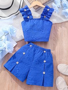 Conjunto de 2 piezas para niña preadolescente con Top de tirantes y short de unicolor Azul Dulce    Liso  Elástico Ligero  Tween Girls Clothing, size features are:Bust: ,Length: ,Sleeve Length: Royal Blue Outfits, Cotton Frocks For Kids, Crop Top Swimsuit, Frocks For Kids, African Inspired Clothing, Girl Dress Patterns, Blue Cute, Baby Clothes Patterns