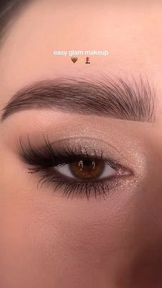 cred: paulina k on tiktok #eyeshadow #makeup Neutral Eyeshadow Step By Step, Natural Eye Makeup With Eyeliner, Makeup Idea Brown Eyes, Makeup Look With Black Outfit, Eyeshadow Looks For Double Eyelids, Simple But Cute Eyeshadow Looks, Prom Makeup Without Eyeliner, Makeup Ideas For Night Out, Cute Eyeshadow Looks For Brown Eyes