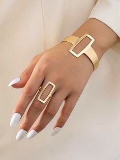 2pcs/set Minimalist Geometric Irregular Hollow Out Square Bangle And Ring Combination Geometric Bangle, Square Jewelry, Bangle Ring, Open Bangle, Women's Jewelry Sets, Fashion Jewelry Sets, Gold Earrings Designs, Square Rings, Watches Women Fashion