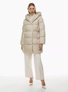 THE DUVET PUFFER MID | Aritzia Aritzia Puffer, Puffer Trench Coat, Duvet Coat, The Super Puff, Puffer Jacket Style, Super Puff, Colorful Jacket, Cozy Wrap, Water Repellent Fabric