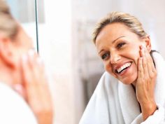 Dermatologist Shares the Best Skin Care Products for Mature Skin That Make Perfect Gifts - NewsBreak Dunner Wordend Haar, دورة شهرية, Homemade Beauty Recipes, Fall Starts, Anti Aging Creme, Anti Aging Tips, Skin Cleanser Products, Wrinkle Cream, Best Anti Aging