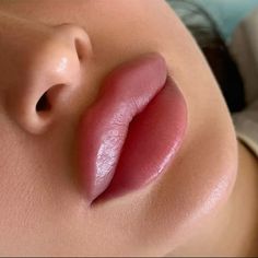 Downturned Lips, Lips Inspiration, Wax Roller, Botox Lips, Facial Aesthetics, Lip Filler, Swag Makeup, Full Lips, Photo Pin