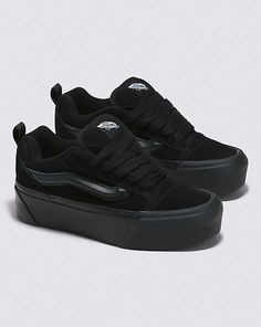 Tenis Vans, Vans Vans, All Black Shoes, Pretty Shoes Sneakers, Shoes Vans, Lace Heels, Black Vans, Hype Shoes, Shoe Inspo