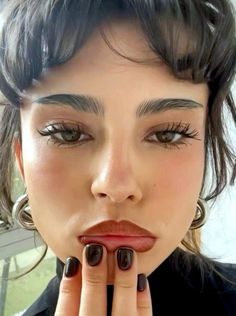 Lined Lips, Dope Makeup, Make Up Inspo, Makeup Looks Tutorial, Beauty Lipstick, Girls Makeup, Pretty Makeup, Cute Makeup, Aesthetic Makeup