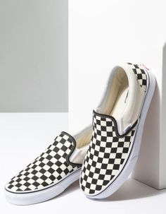 Vans Classic Slip-On has a low profile, slip-on canvas upper with all-over checker print, elastic side accents, Vans flag label and Vans original Waffle Outsole. Imported. Vans Checkerboard Slip On, Checkerboard Vans, Tenis Vans, Vans Original, Vans Checkerboard, Off White Shoes, Vans Slip On, Vans Black, Vans Classic