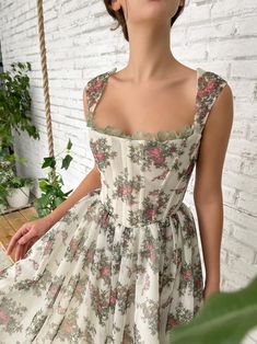 Flowery Filigree Corset Dress Midi Corset Dress, Teuta Matoshi, Queen Anne Neckline, Tailored Fashion, Necklines For Dresses, Lace Midi, Neck Lace, Bustiers, Midi Length Dress