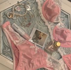 Victoria Secrets, Pretty Lingerie, French Girl, Baccarat, Divine Feminine, Aphrodite, Looks Vintage, Gossip Girl, Pink Aesthetic