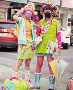 Fruits Magazine 2000s, Cyberpop Fashion, Decora Kei Outfits, 90s Japanese Fashion, Decora Harajuku, Fruits Magazine, Estilo Harajuku, Harajuku Fashion Street