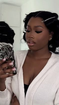 Femininity Aesthetic, Graduation Pic Ideas, Makeup Favorites, Lip Combo, Face Beat, 23rd Birthday