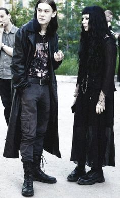 Dark Witch Aesthetic Outfit Male, Goth Couple Outfits, Traditional Goth Men, Midwest Gothic Aesthetic Outfits, Y2k Goth Men, Men Goth Style, Gothic Mens Outfits, Goth Outfits For Men, Trad Goth Mens Fashion