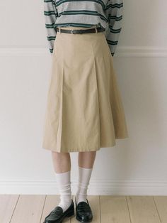 Composition : [Clothes] Rayon 64% Cotton 36% [belt] Polyurethane 100%Color : Beige_1(S),Beige_2(M)Country of Origin : KOREA Khaki Skirt, White Button Up, Skirt White, White Skirts, Midi Skirt, Button Up, Composition, Skirt, The Originals