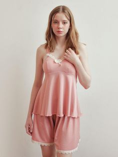 Composition : Poly 92% Spandex 8%Color : Pink, GrayCountry of Origin : Republic of Korea Stretch Sleepwear With Built-in Bra For Summer, Feminine Stretch Sleeveless Tank Top, Summer Sleeveless Camisole For Loungewear, Sleeveless Summer Camisole For Loungewear, Sleeveless Camisole For Summer Loungewear, Feminine Sleeveless Tank Top With Built-in Bra, Feminine Sleeveless Sleepwear With Built-in Bra, Feminine Seamless Camisole For Loungewear, Pink Seamless Tank Top For Loungewear