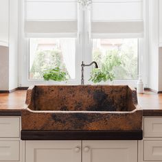 33 Gapencard Hammered Copper Single-Bowl Farmhouse Sink Copper Sink With Butcher Block Counter, Cooper Farmhouse Sink, Cooper Sink Kitchen, Copper Countertops Kitchen, Hammered Copper Sink Kitchen, Copper Sink Kitchen, Yurt Ideas, Moody Cottage, Copper Farm Sink