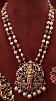 Beaded Wedding Jewelry, Gold Pendants For Men, Ganesh Pendant, Gold Haram, Antique Gold Earrings, Beads Collection, Gold Jewellry